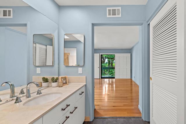 95 High Meadow Lane, Carmel CA: https://media.crmls.org/mediaz/8043bed6-c331-45ed-9ebb-582360f4e5e6.jpg