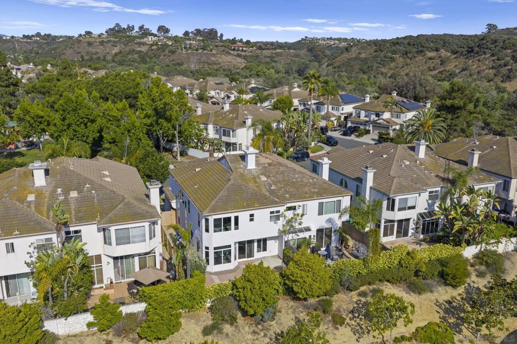 MLS #250033731SD img 42