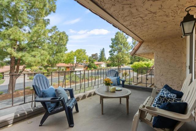 283 Casitas Bulevar, Los Gatos CA: https://media.crmls.org/mediaz/80476313-c3ed-428f-bf79-f3c3e53e3d4b.jpg