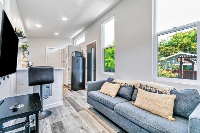 133 S 20th Street, San Jose CA: https://media.crmls.org/mediaz/8049b1fa-f151-4612-8b2c-ed82b718ac7e.jpg