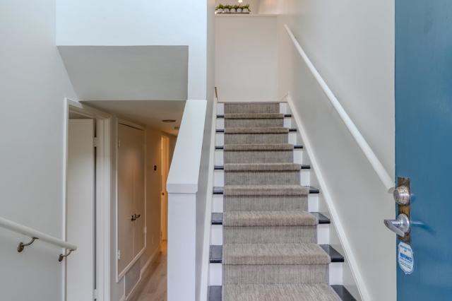 262 Beachview Avenue, Pacifica CA: https://media.crmls.org/mediaz/8049c37e-4093-45c2-87d3-373bca84427b.jpg