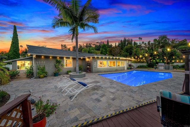Detail Gallery Image 20 of 33 For 4711 Lorena Pl, El Cajon,  CA 92020 - 4 Beds | 3 Baths