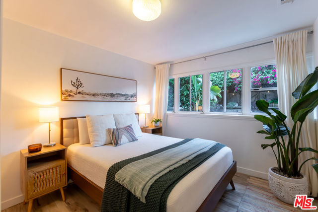 1519 Morton Terrace, Los Angeles CA: https://media.crmls.org/mediaz/804a6a8f-ca57-4b80-9cb0-69fe8c4313ec.jpg