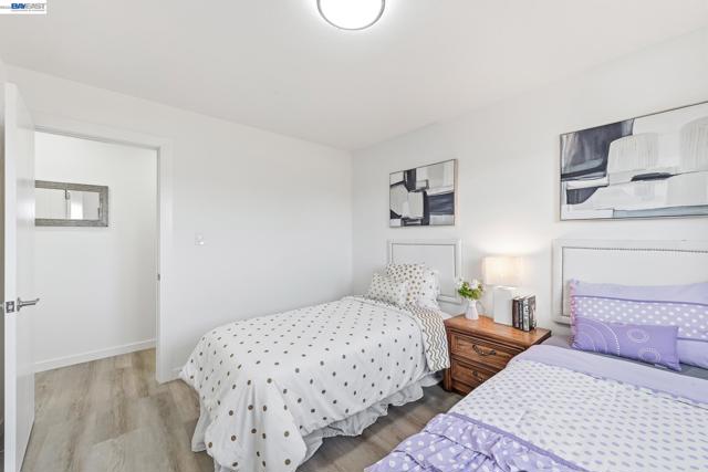 Image 41 of 51 For 1326 Vining Dr