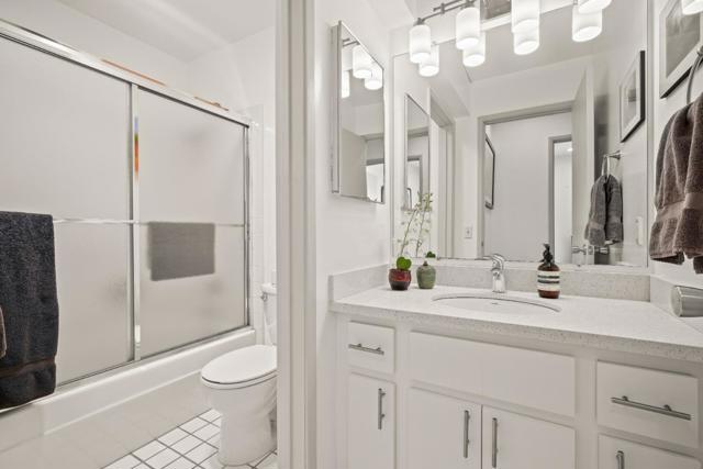 4008 Farm Hill Boulevard, Redwood City CA: https://media.crmls.org/mediaz/804c871b-bc13-4450-a5ad-746cba30c36e.jpg