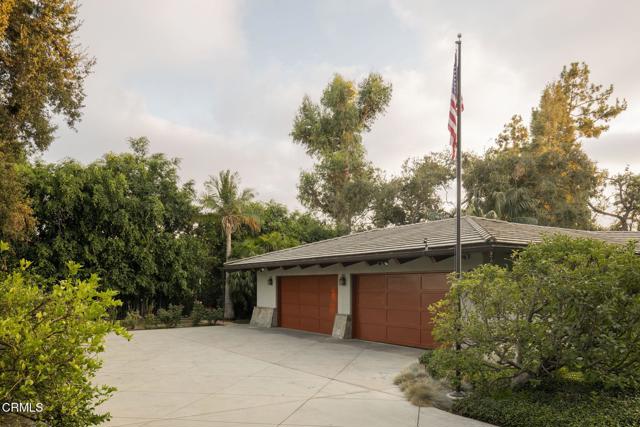 921 Chapea Road, Pasadena CA: https://media.crmls.org/mediaz/804ced70-4a58-424a-a657-acc998c2b73f.jpg