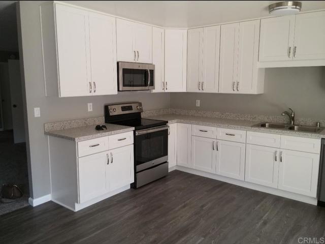 Detail Gallery Image 7 of 12 For 10244 Aquilla Dr, Lakeside,  CA 92040 - 3 Beds | 2 Baths