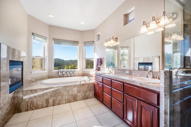 5500 Rio Cascada,  CA: https://media.crmls.org/mediaz/804ddb0b-1dea-43c5-8f4d-e3b800631009.jpg