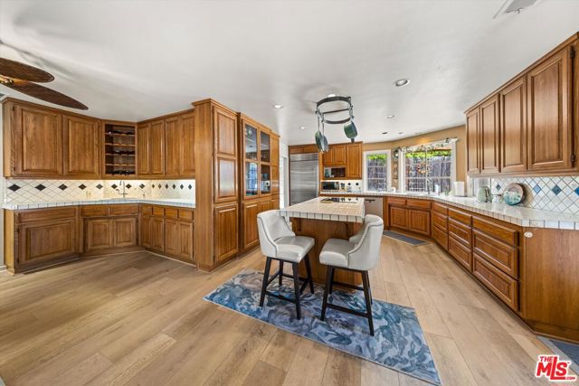 5441 Toltec Drive, Santa Barbara CA: https://media.crmls.org/mediaz/804e1119-9ff5-4ad4-b826-ba3a131952a4.jpg