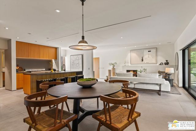 599 N Tercero Circle, Palm Springs, CA 92262
