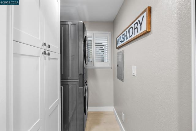 3535 Terra Granada Dr, Walnut Creek CA: https://media.crmls.org/mediaz/805034a1-dfeb-4cff-8aad-6769a6a65611.jpg