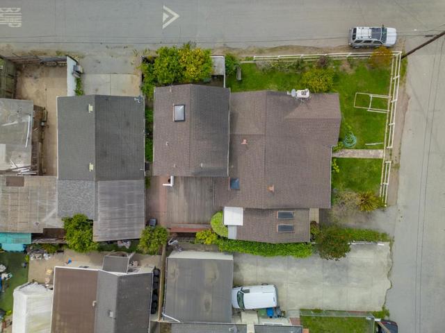 102 Dick Phelps Road, Watsonville CA: https://media.crmls.org/mediaz/805090e5-5d6d-45bb-9c41-f16551ce0b95.jpg