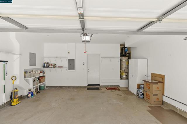 113 Carmel St, San Pablo CA: https://media.crmls.org/mediaz/80512da3-3c59-4ae4-9498-3ed10dd3bb8f.jpg