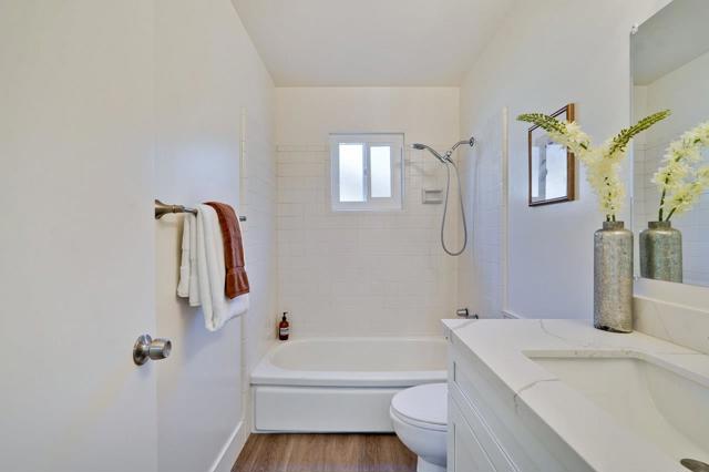 10211 E Estates Drive, Cupertino CA: https://media.crmls.org/mediaz/80515f08-9dba-4338-be35-35438123c75d.jpg