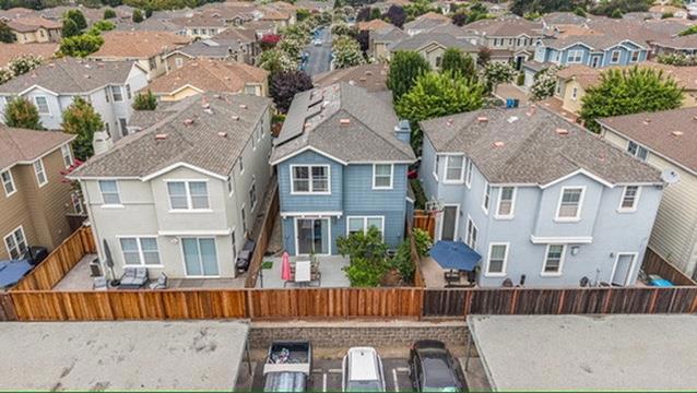 7902 Kipling Circle, Gilroy CA: https://media.crmls.org/mediaz/8053e384-389b-4d5a-aabf-954a2e058403.jpg