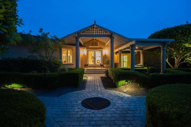 3231 Fieldcrest Drive, Sacramento CA: https://media.crmls.org/mediaz/8054bb80-8c9b-438e-bb6a-02f80059b49c.jpg