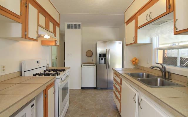 800 Brommer Street, Santa Cruz CA: https://media.crmls.org/mediaz/8055cab9-ad10-45d0-89e6-d4ea89433258.jpg