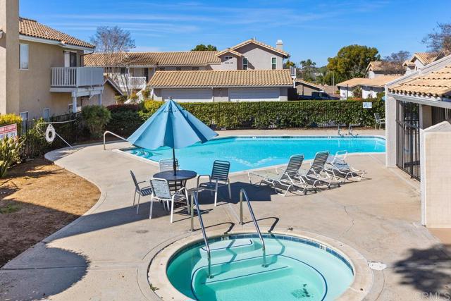 Detail Gallery Image 40 of 42 For 1330 Palomar Pl #7,  Vista,  CA 92084 - 3 Beds | 2 Baths