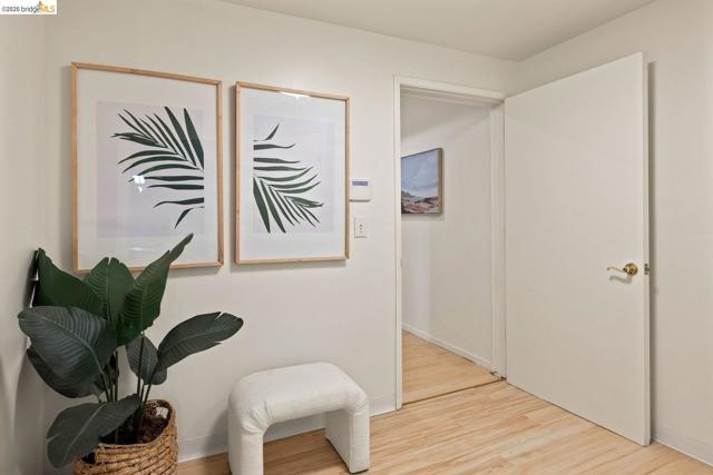 Image 47 of 59 For 6975 Charing Cross Rd