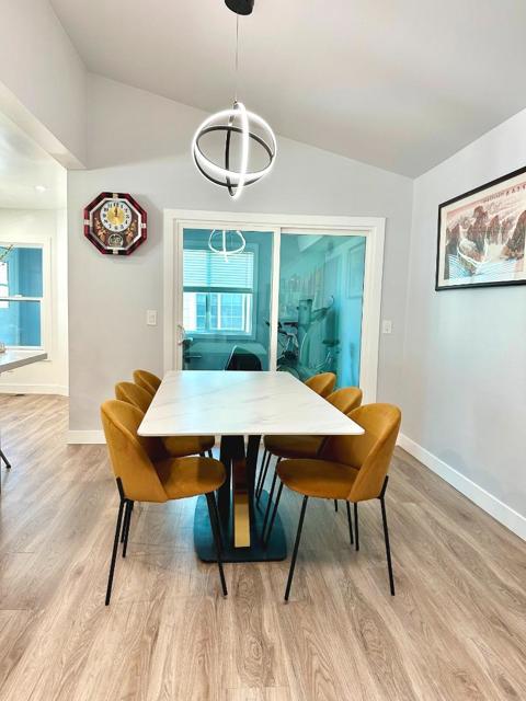 383 Chateau La Salle Drive, San Jose CA: https://media.crmls.org/mediaz/80567b3b-e39a-4a85-ab0e-fd525dab0e77.jpg