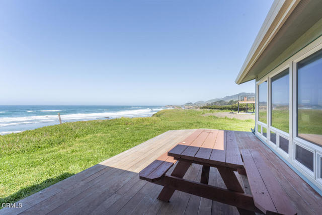 Detail Gallery Image 30 of 38 For 32854 Ocean Meadows Cir, Fort Bragg,  CA 95437 - 3 Beds | 4 Baths