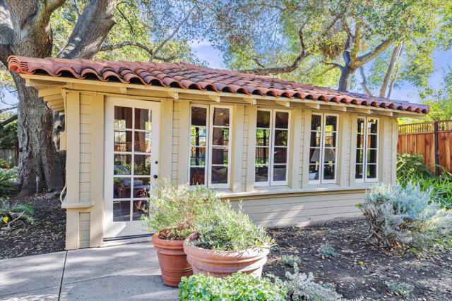 Image 49 of 59 For 125 Los Altos Avenue