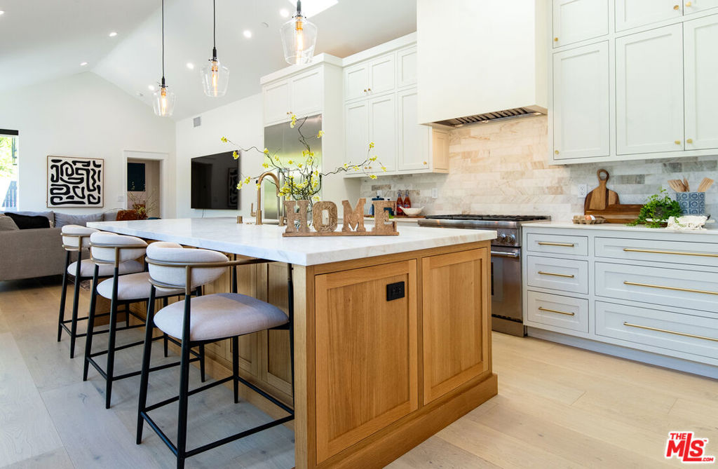 MLS #25608887 image #6