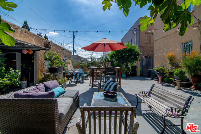 358 N Ogden Drive, Los Angeles CA: https://media.crmls.org/mediaz/8058e001-c6e4-4e56-9e75-f9c739f4c2b4.jpg