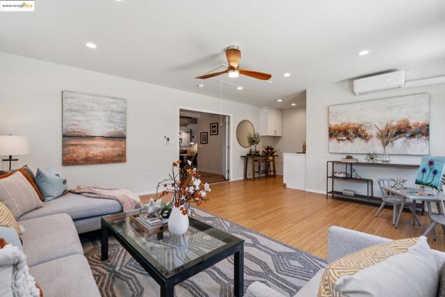 1865 Overhill Rd, Concord CA: https://media.crmls.org/mediaz/805917a9-bd76-4ea2-af1c-9682c10c63ee.jpg