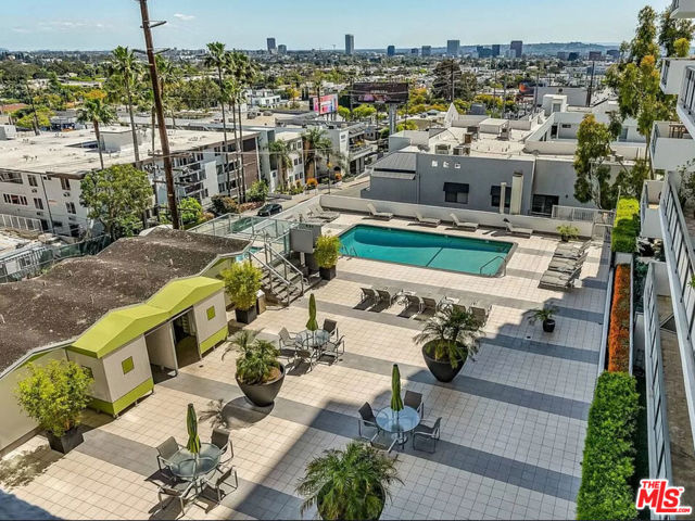 1155 N La Cienega Boulevard, West Hollywood CA: https://media.crmls.org/mediaz/805a361f-c0ed-4cbe-a411-6ec3d9922de9.jpg