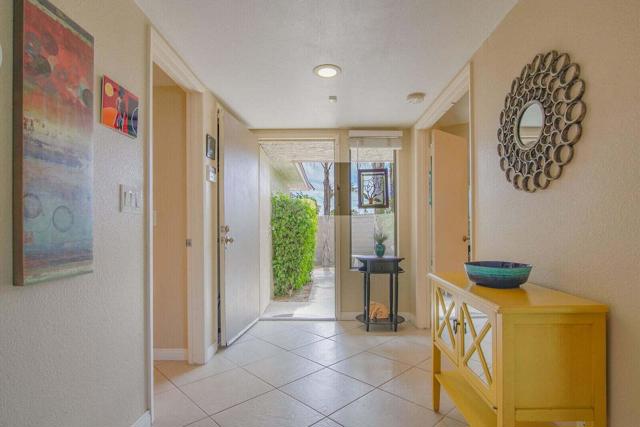 68473 Calle Toledo, Cathedral City CA: https://media.crmls.org/mediaz/805a65af-b29d-42f6-adc0-d45bf4a2ebed.jpg
