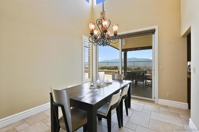 Detail Gallery Image 11 of 35 For 1035 Park Meadows Rd, Chula Vista,  CA 91915 - 3 Beds | 2/1 Baths