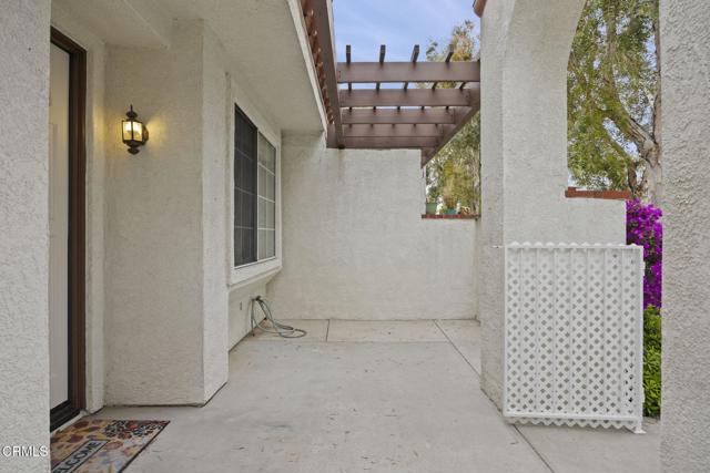 273 Camino Toluca, Camarillo CA: https://media.crmls.org/mediaz/805cfc90-4292-4404-9dbc-90e1f44c8fa1.jpg