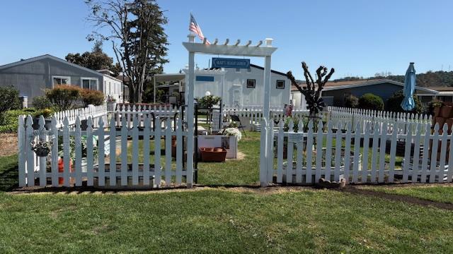 829 Villa Teresa Way, San Jose CA: https://media.crmls.org/mediaz/805d2ffd-9502-4e74-8c31-fe84630c2de1.jpg