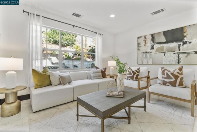 7509 Balmoral Way, San Ramon CA: https://media.crmls.org/mediaz/805db607-23c7-467b-b396-328d4797dfab.jpg
