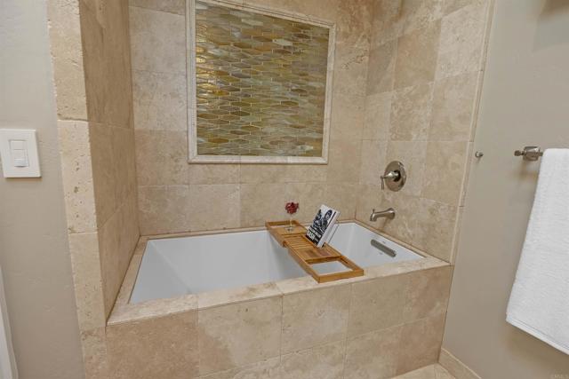 Detail Gallery Image 32 of 51 For 1025 Monterey Vista Way, Encinitas,  CA 92024 - 4 Beds | 2/1 Baths