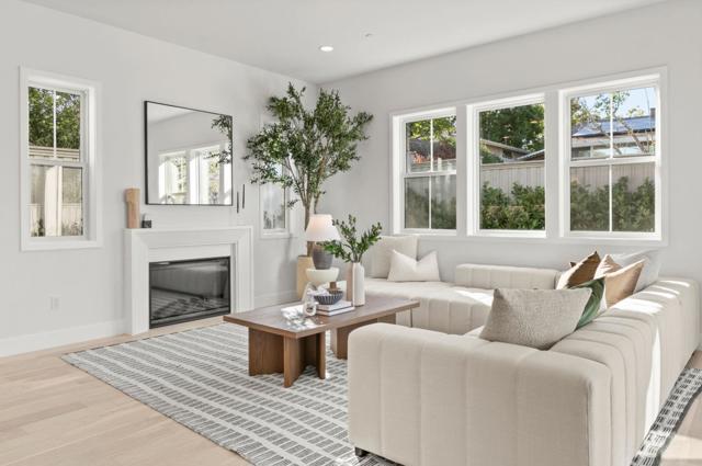 3070 Sterling Way, Redwood City CA: https://media.crmls.org/mediaz/805f8df7-bdd0-4948-a4c3-bef13d42072e.jpg