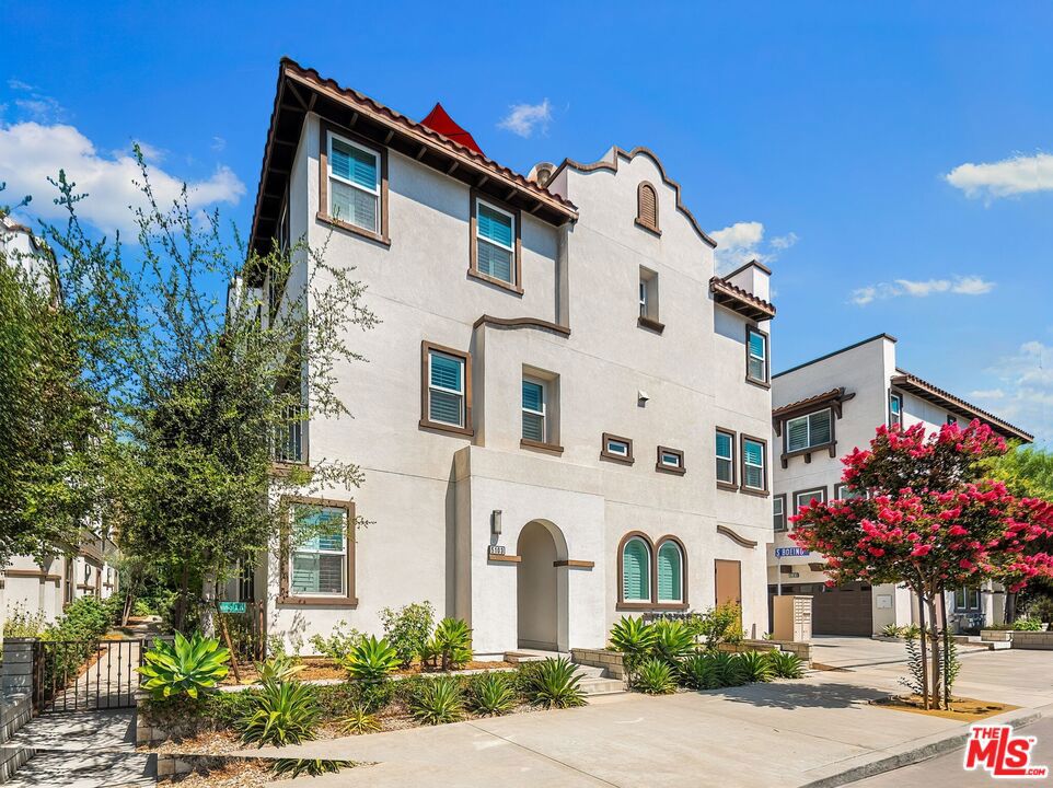 5103 E Echo Street — Spanish