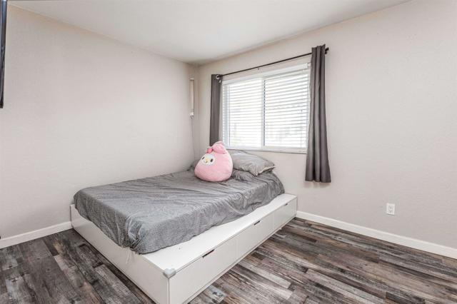 2749 Pikake St, San Diego CA: https://media.crmls.org/mediaz/80602f66-ef37-434c-a383-f0f296635dbd.jpg