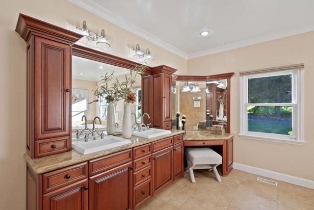 Image 26 of 61 For 12979 Foothill Lane