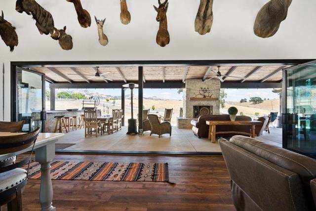 3000 Coppa Court, Hollister CA: https://media.crmls.org/mediaz/8060a276-eb9c-474c-853d-ef024a1d1d06.jpg