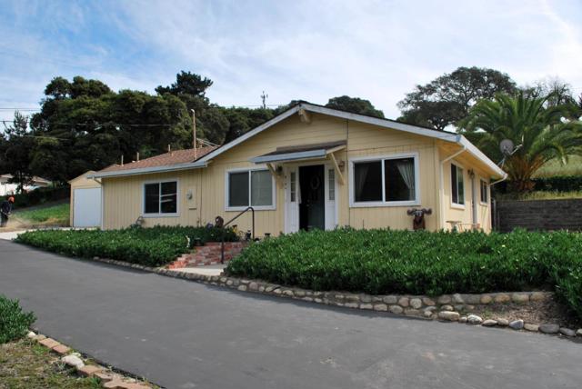 9194 Coker Road, Salinas CA: https://media.crmls.org/mediaz/8060b81d-53c4-4995-a264-1d96941b4928.jpg