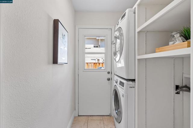 410 Hampton Court, San Ramon CA: https://media.crmls.org/mediaz/8061eae1-1ff9-434f-8045-3052cf2613a3.jpg