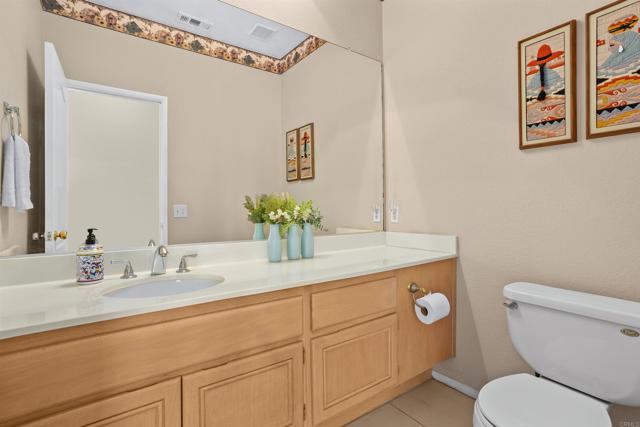 Detail Gallery Image 8 of 27 For 675 Bauer Pl, Vista,  CA 92081 - 4 Beds | 3 Baths