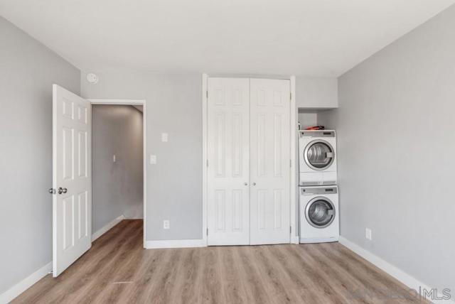 1111 Seacoast Dr, Imperial Beach CA: https://media.crmls.org/mediaz/8061fa2f-e81d-4dd4-9e70-2993ff0f8f21.jpg