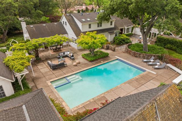 37 Lupin Lane, Atherton CA: https://media.crmls.org/mediaz/80632c16-724f-42d6-9b9d-0d0cd74a46bc.jpg
