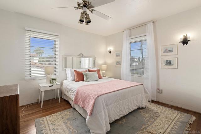 1434 5th Street, Coronado CA: https://media.crmls.org/mediaz/80637bd6-6fea-4830-a978-4c712d228ea2.jpg