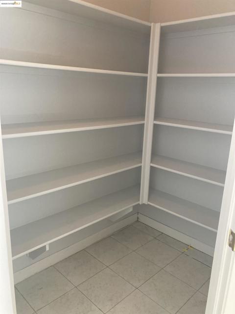 10448 almanor circle, Stockton CA: https://media.crmls.org/mediaz/80639008-2a9c-4422-9bac-0c9d12d1206f.jpg