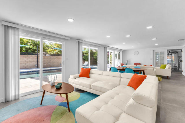 1075 E Sunny Dunes Road, Palm Springs, CA 92264