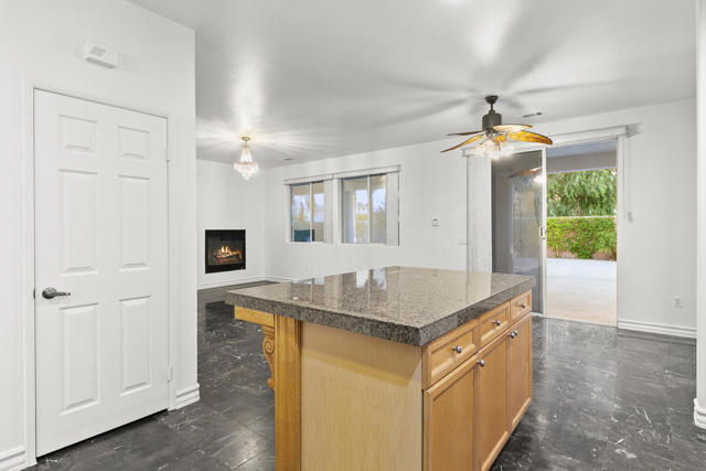 Image 18 of 66 For 48182 Keaton Way Way